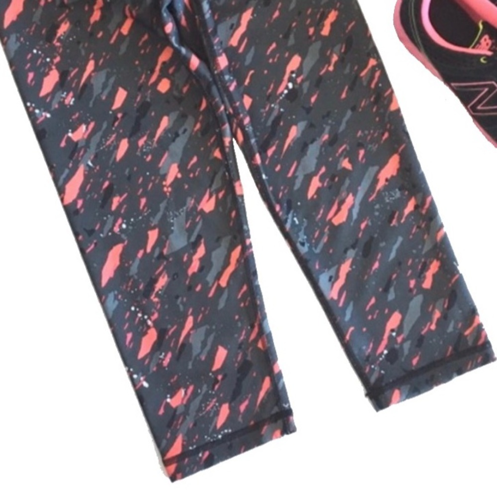 new Adidas โช Climalite Techfit Capri Leggings โช - Picture 3 of 10